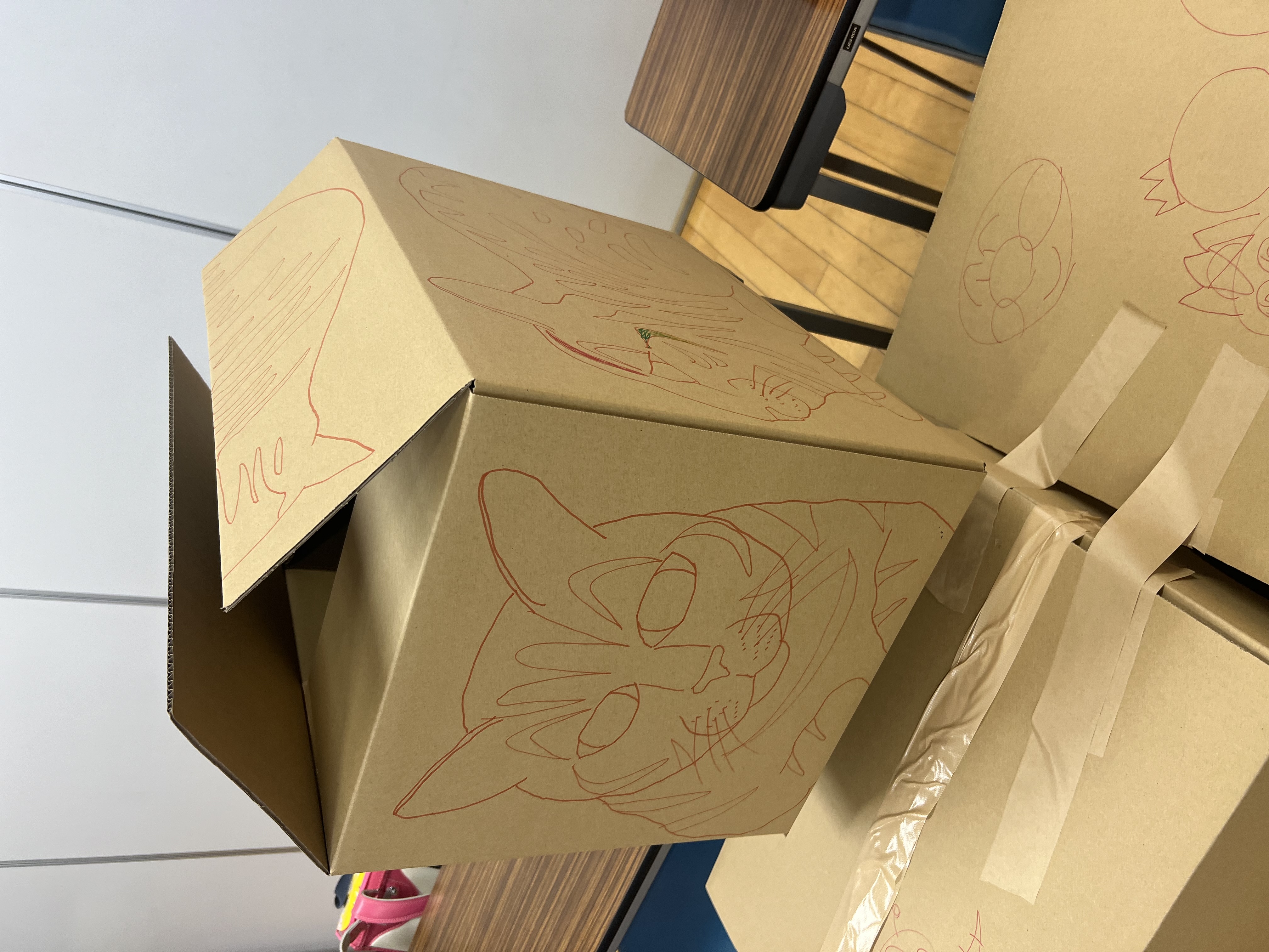 🌈ダンボールで何作ろう二次会